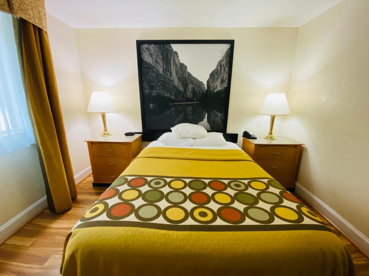 Super 8 By Wyndham Anderson/Clemson Area Motel Екстериор снимка