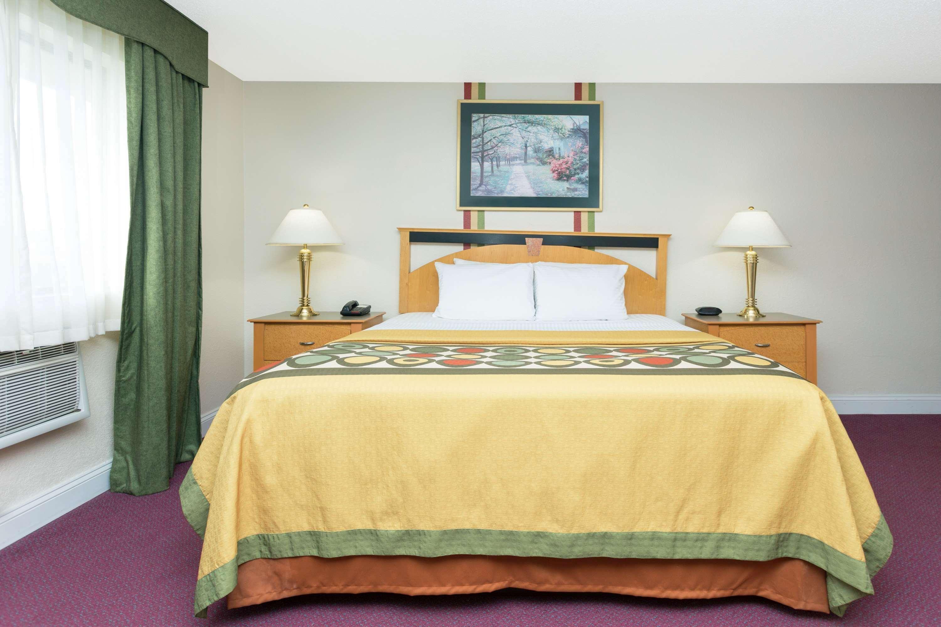 Super 8 By Wyndham Anderson/Clemson Area Motel Екстериор снимка