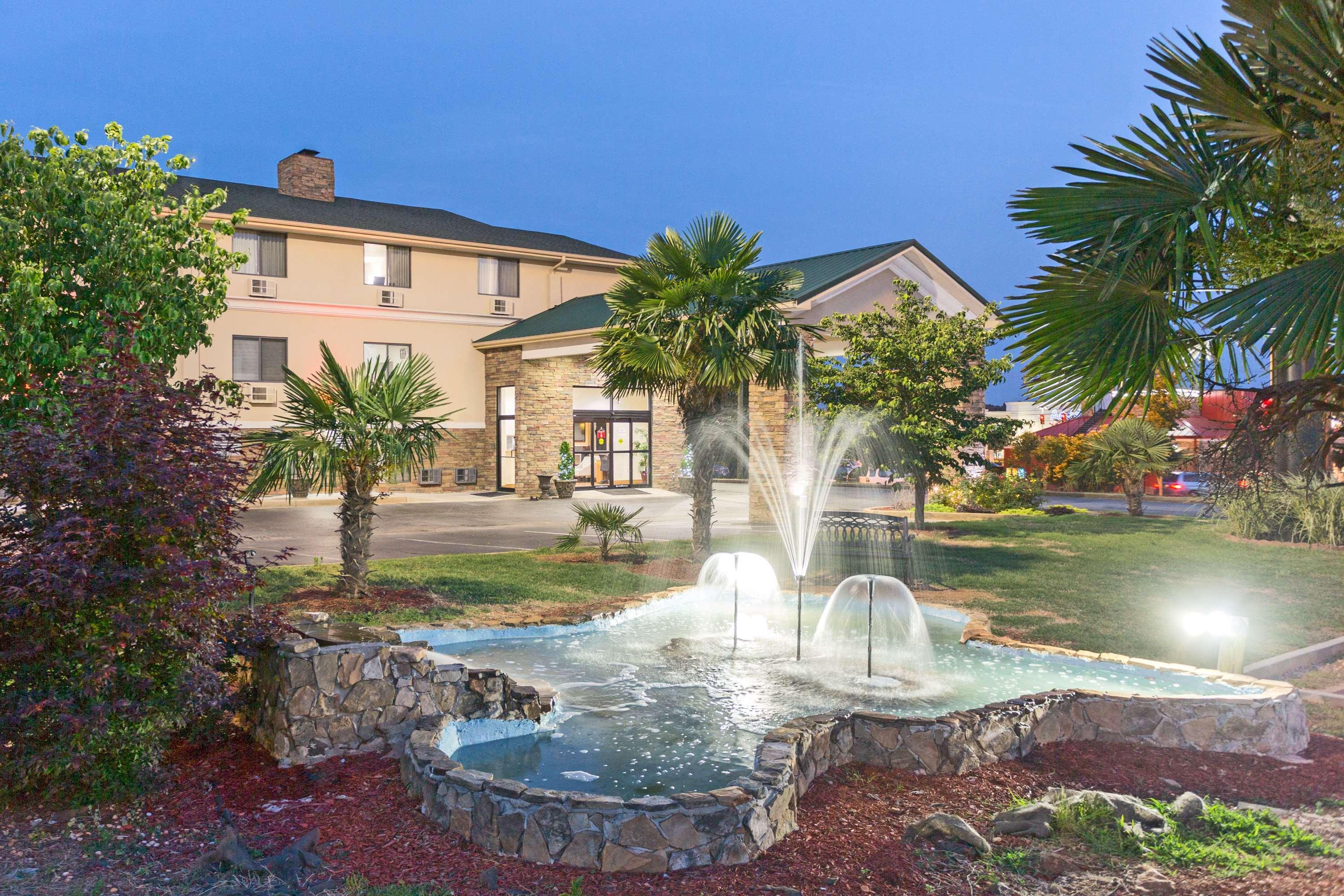Super 8 By Wyndham Anderson/Clemson Area Motel Екстериор снимка